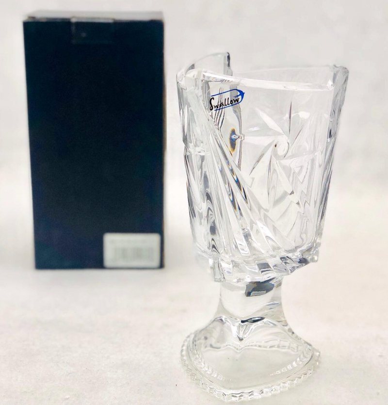 فروش عمده جا قاشقی رو ميزی بلور پايه دار