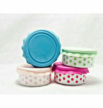 فروش عمده ظرف پلاستيكى در سيلكونى سايز ٣