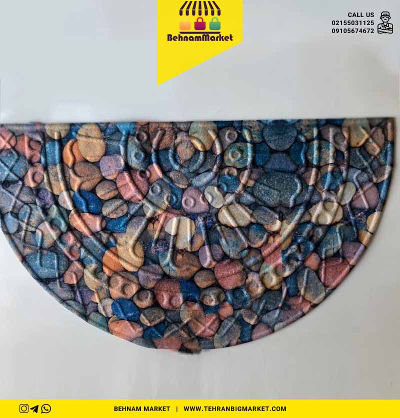 پادری سنگی برجسته