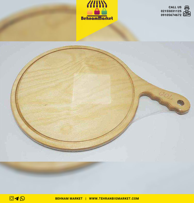 تخته پیتزا بزرگ