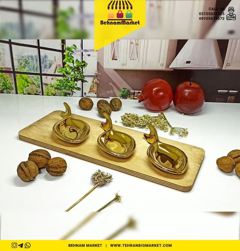 اردو ماهی طلایی زیر چوب