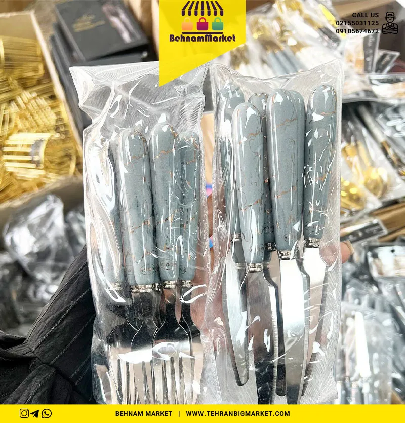 کارد و چنگال نقره ای