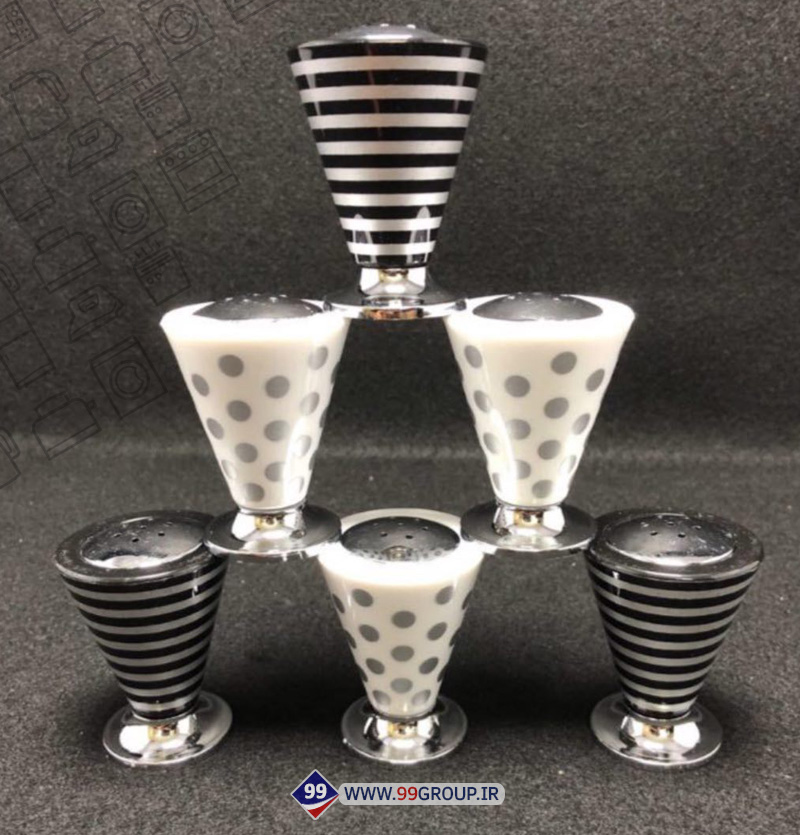 نمک پاش خالدار