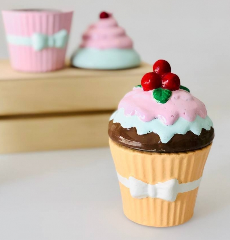 کاپ کیک بزرگ پلی استر